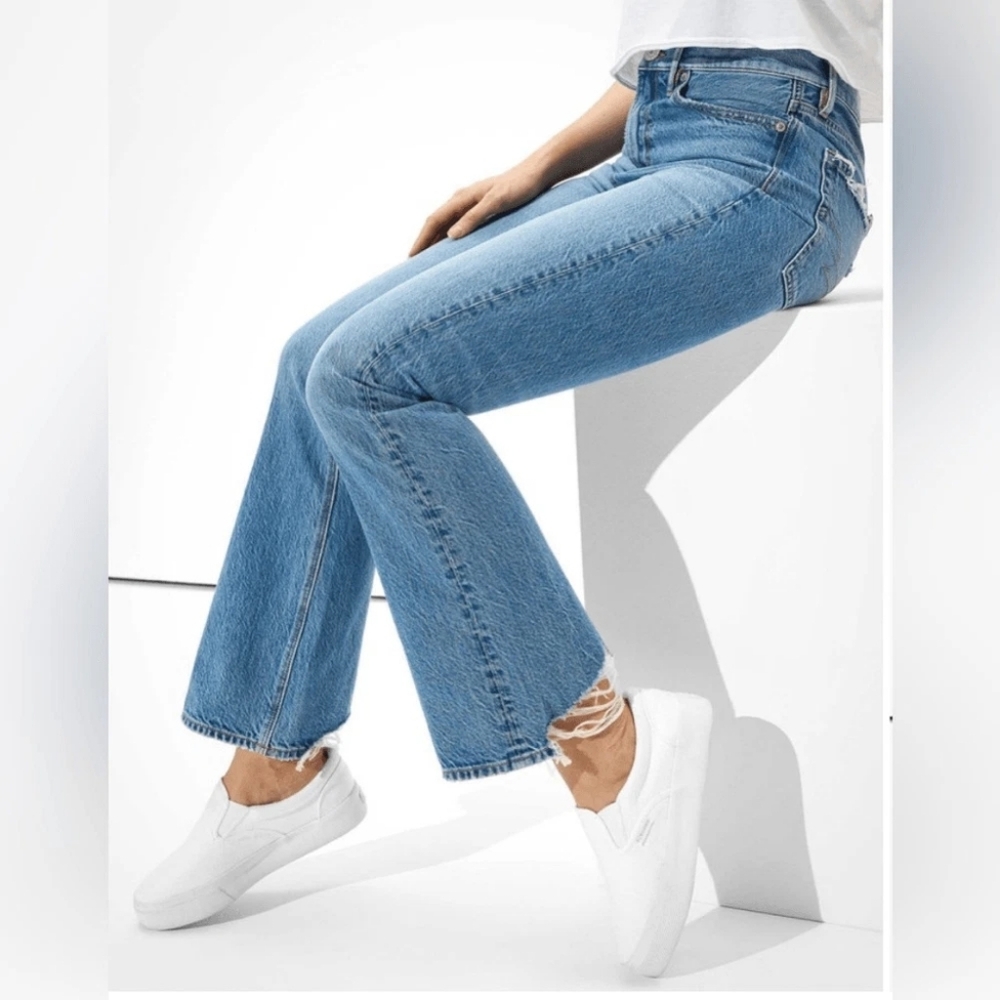 90s Flare Destructed Light Wash Denim Jeans